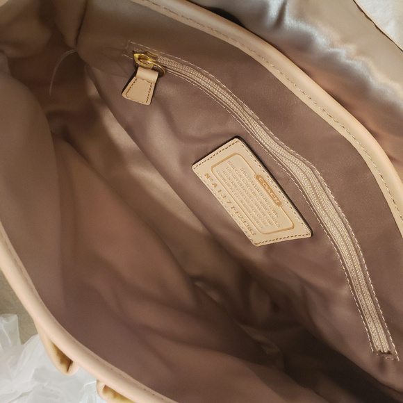 NWT Coach Smooth Leather Crossbody - Picture 3 of 8